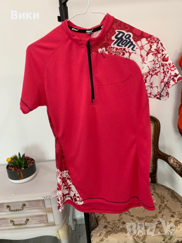 Спортна тениска в размер S, снимка 2 - Тениски - 44614340