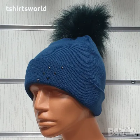 Нова зимна дамска шапка с подгъв и камъчета с пух/помпон