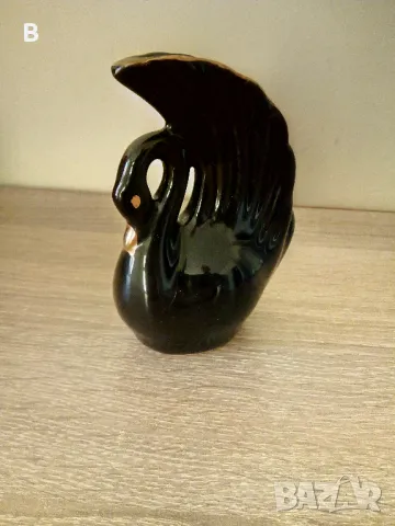 Керамична декоративна малка ваза лебед, снимка 2 - Вази - 48610417