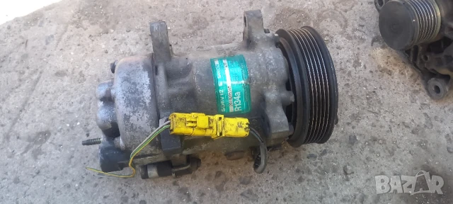 Компресор климатик Peugeot 307, снимка 1