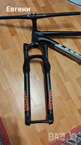 МТБ рамка Trek Superfly 29 + вилка Rockshox 120mm, снимка 2 - Части за велосипеди - 54346660
