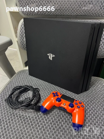 Игрална конзола PS4 PRO