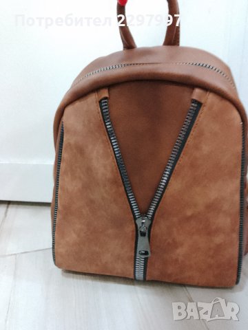 Дамска раница Berlina, снимка 7 - Раници - 38093956