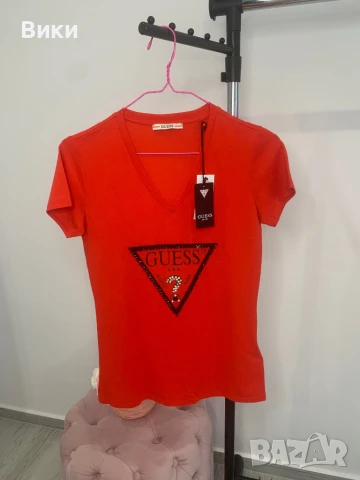Нова тениска на Guess размер S