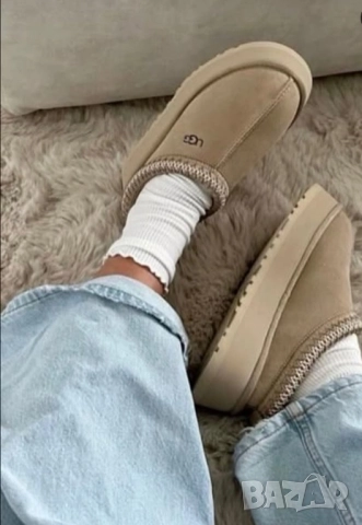пантофи ugg, снимка 3 - Пантофи - 52150096