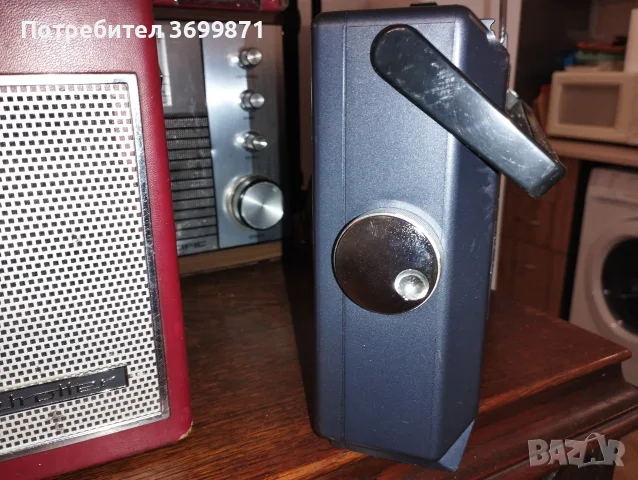 Радиотранзистор Грундиг., снимка 4 - Радиокасетофони, транзистори - 56260450