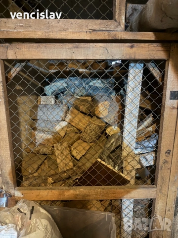 Мише- нарязани и нацепени дърва