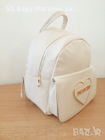 Moschino дамска чанта тип раница дамска раница код 123, снимка 8 - Раници - 48479826
