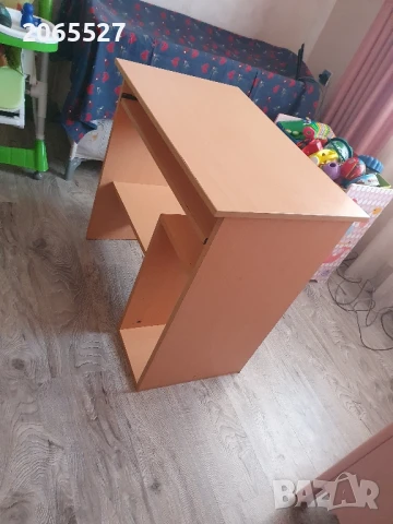 бюро и стол, снимка 2 - Бюра - 51108636