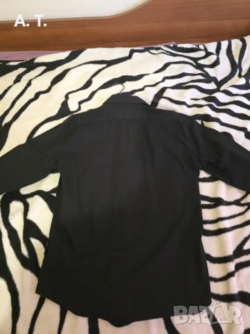 Emporio Armani оригинал размер L, снимка 2 - Ризи - 48865991