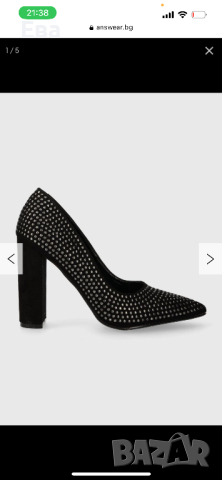 Нови елегантни обувки