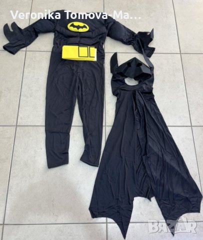 Батман с мускули и жълт колан