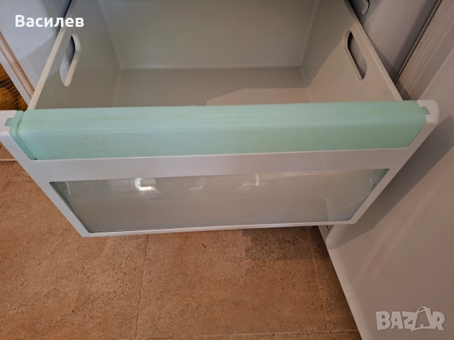 Хладилник Ariston на части ., снимка 6 - Хладилници - 52549094