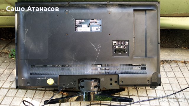 MEDION MD30782 DE-A със счупена матрица , 17MB95M , 17IPS71 , 17LD160 , VES315WNDB-2D-N02, снимка 2 - Части и Платки - 34321830