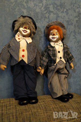 Двойка порцеланови клоуни ръчна изработка 