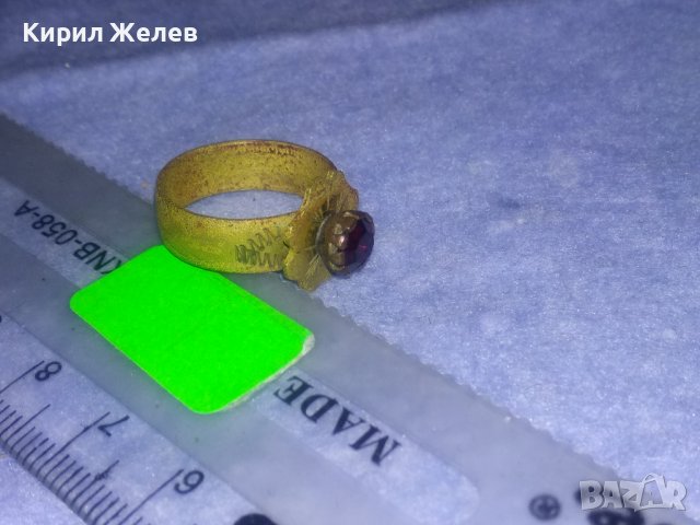 СТАРИНЕН СКЪПОЦЕН ФЛОРАЛЕН БРОНЗОВ РЕТРО ПРЪСТЕН - ЦВЕТЕ РЪЧНО ОРНАМЕНТИРАН с ФАСЕТИРАН ГРАНАТ 36617, снимка 5 - Антикварни и старинни предмети - 39723265