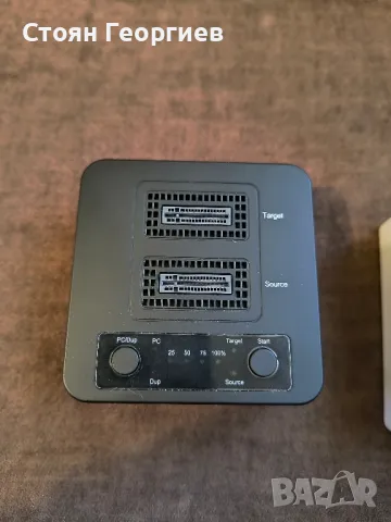 Дубликатор на дискове StarTech.com 1:1 M.2 NVMe, снимка 1