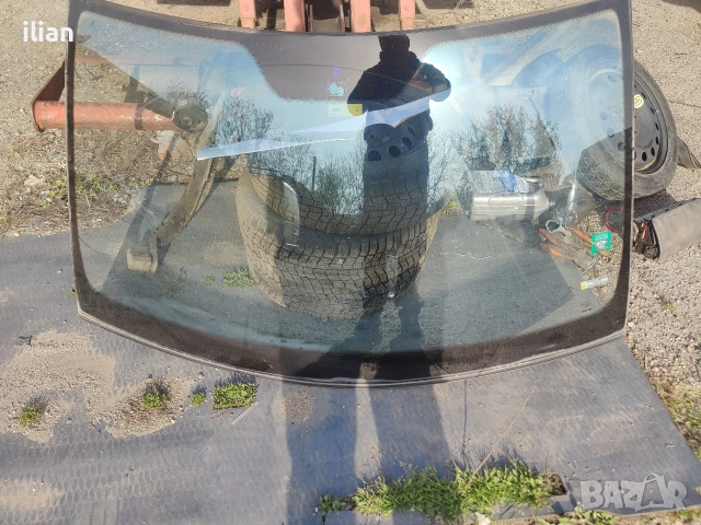 челно предно стъкло mercedes w220, снимка 2 - Части - 54199048