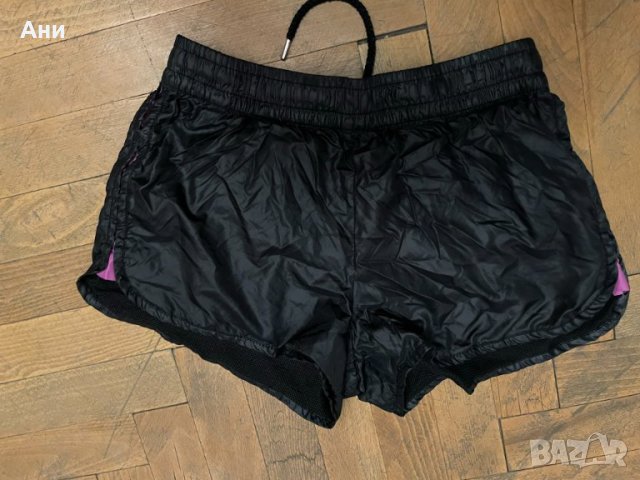 Спортни гащета, снимка 2 - Спортни екипи - 38810333