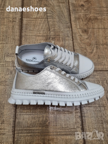 Дамски кецове от естествена кожа в сребристо 