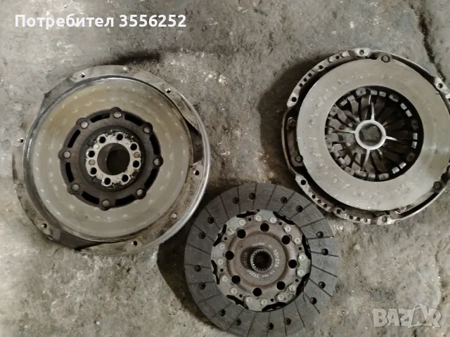 Комплект съединител с демферен маховик за Toyota auris 2.0 126кс , снимка 2 - Части - 47935422