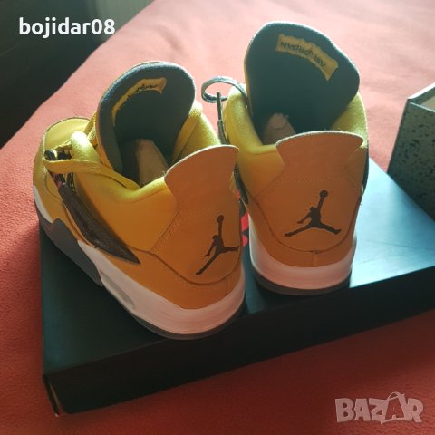 Оригинални Маратонки Кецове AIR JORDAN 4 RETRO LIGHTNING 2021 N 42, снимка 6 - Маратонки - 44497424