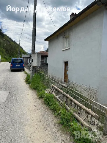 Къща на три етажа  в с.Лясково+ гараж и работилница  на 2 етажа, снимка 3 - Къщи - 48943567