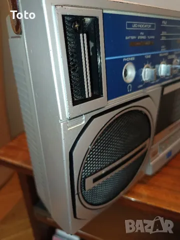 Радио касетофон Kenwood CR 100, снимка 9 - Радиокасетофони, транзистори - 49597672