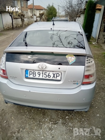 Тойота Приус, снимка 6 - Автомобили и джипове - 52259596