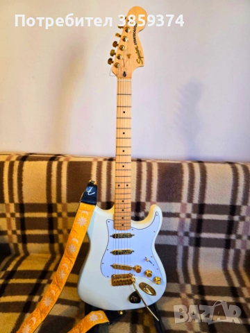 Електрическа китара Custom Squier Affinity Stratocaster