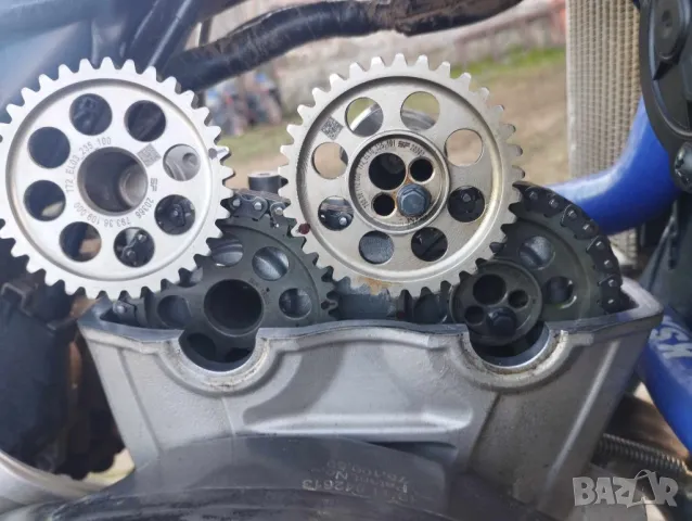 Разпределителни валове от  Husgvarna Fc 350 -19-20g KTM /Gas GAS