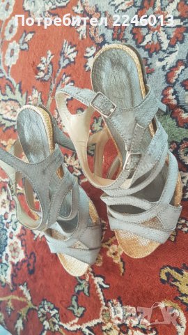 Сандали с ток, снимка 4 - Дамски обувки на ток - 36585012