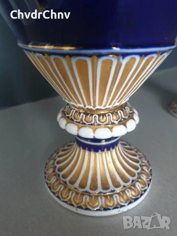 2бр Meissen фигурални вази 28см/стара Майсен порцеланова пиедестална ваза с дръжки-змии/кобалт, снимка 7 - Вази - 52463212