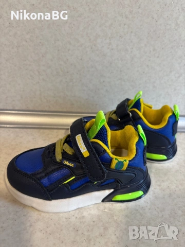 Детски маратонки, снимка 3 - Детски маратонки - 54225369