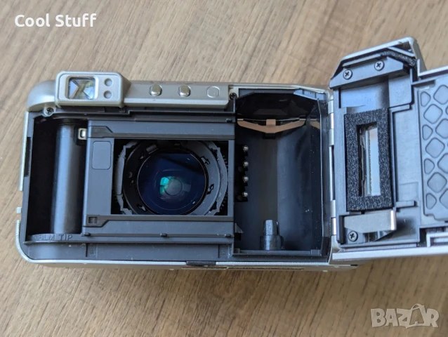 Компактен лентов фотоапарат Minolta RIVA Zoom 125, снимка 8 - Фотоапарати - 51088826