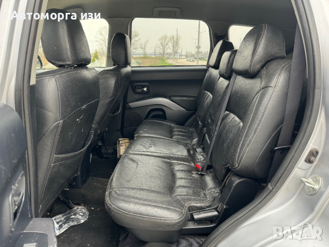 Mitsubishi Outlander D-ID 4х4  2.0 дизел 140 PS 2007 Г ръчка 6 ск само на части , снимка 10 - Части - 44710236
