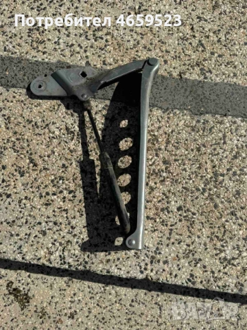 Комплект дясна панта на преден капак на Ауди Audi A8 H4 D4 само за 40лв. 4h0823302d 4h0823359d, снимка 3 - Части - 52543841