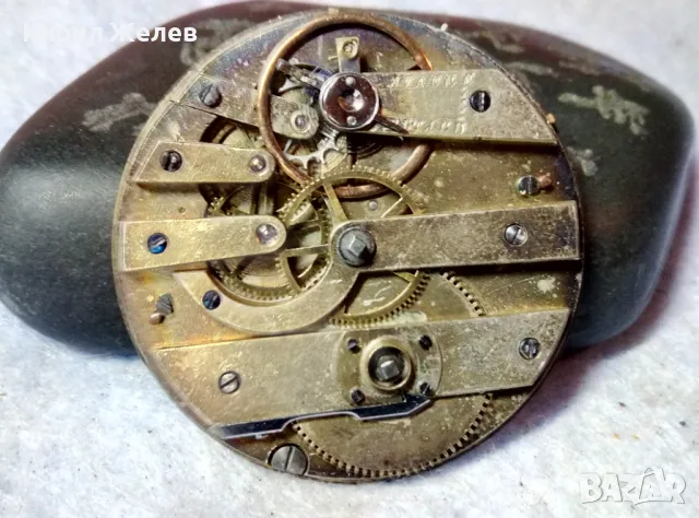 МЕХАНИЗЪМ от РЯДЪК СТАР ШВЕЙЦАРСКИ ДЖОБЕН ЧАСОВНИК с РИМСКИ ЦИФЕРБЛАТ и ФУНКЦИОНИРАЩ БАЛАНС 49643, снимка 9 - Антикварни и старинни предмети - 48563436