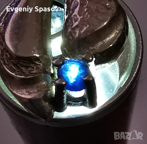 Винтидж сребърен медальон в стил „модернизъм“ от средата на века с фасетиран син камък., снимка 7 - Колиета, медальони, синджири - 52447113