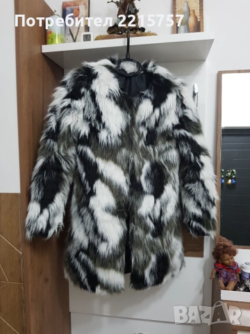 Палто от еко косъм и Яке на Бенатон с гъши пух.