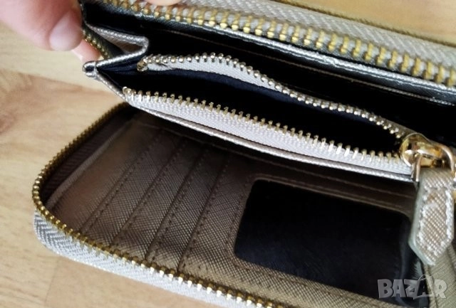 налично за последно БЕЗ КОМЕНТАР дамско портмоне Парфоа/Parfois , снимка 3 - Портфейли, портмонета - 51648727