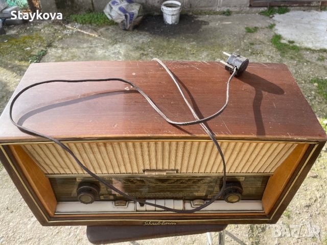 Радио Schaub-Lorenz 1960/1961, снимка 5 - Антикварни и старинни предмети - 39925312
