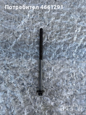 Болтове за двигател на Мерцедес Mercedes 2.2Cdi 651 само по 5лв. броя