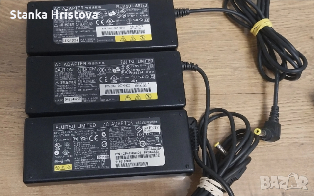 Оригинално зарядно Fujitsu 19v 4.22A.