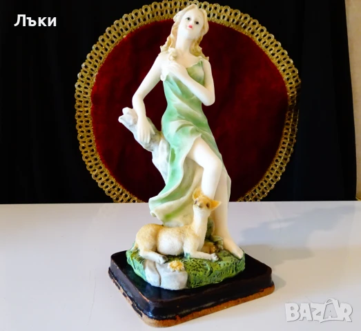 Порцеланова статуетка,фигура Дама,Фея и Сърна,22 см. , снимка 3 - Антикварни и старинни предмети - 51290495