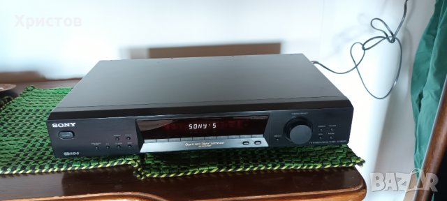 Тунер SONY, снимка 1 - Ресийвъри, усилватели, смесителни пултове - 38179753