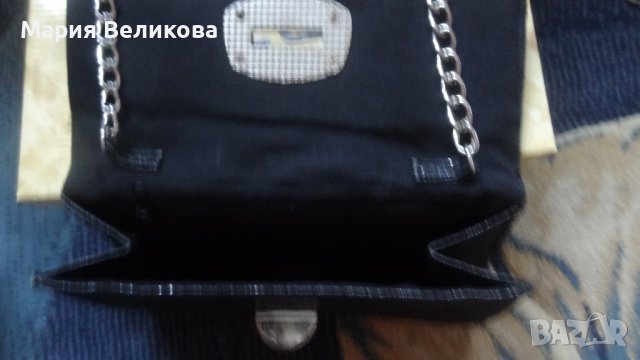 Дамска черна официална чантичка, снимка 3 - Чанти - 37424328