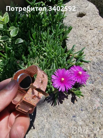 Дамски часовник, снимка 2 - Дамски - 50303965