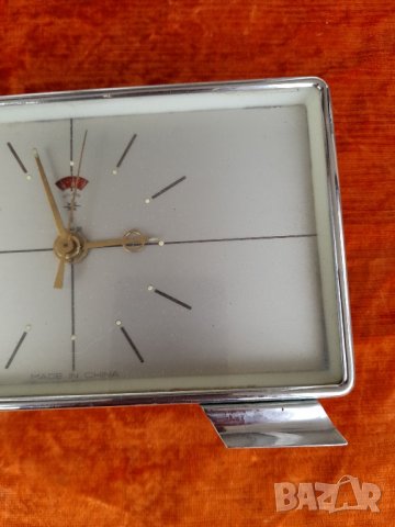 Стар механичен будилник , снимка 3 - Антикварни и старинни предмети - 42376773