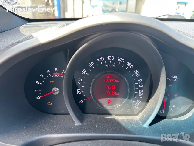Продавам Киа спортидж 4х4 автоматик, снимка 7 - Автомобили и джипове - 51202449